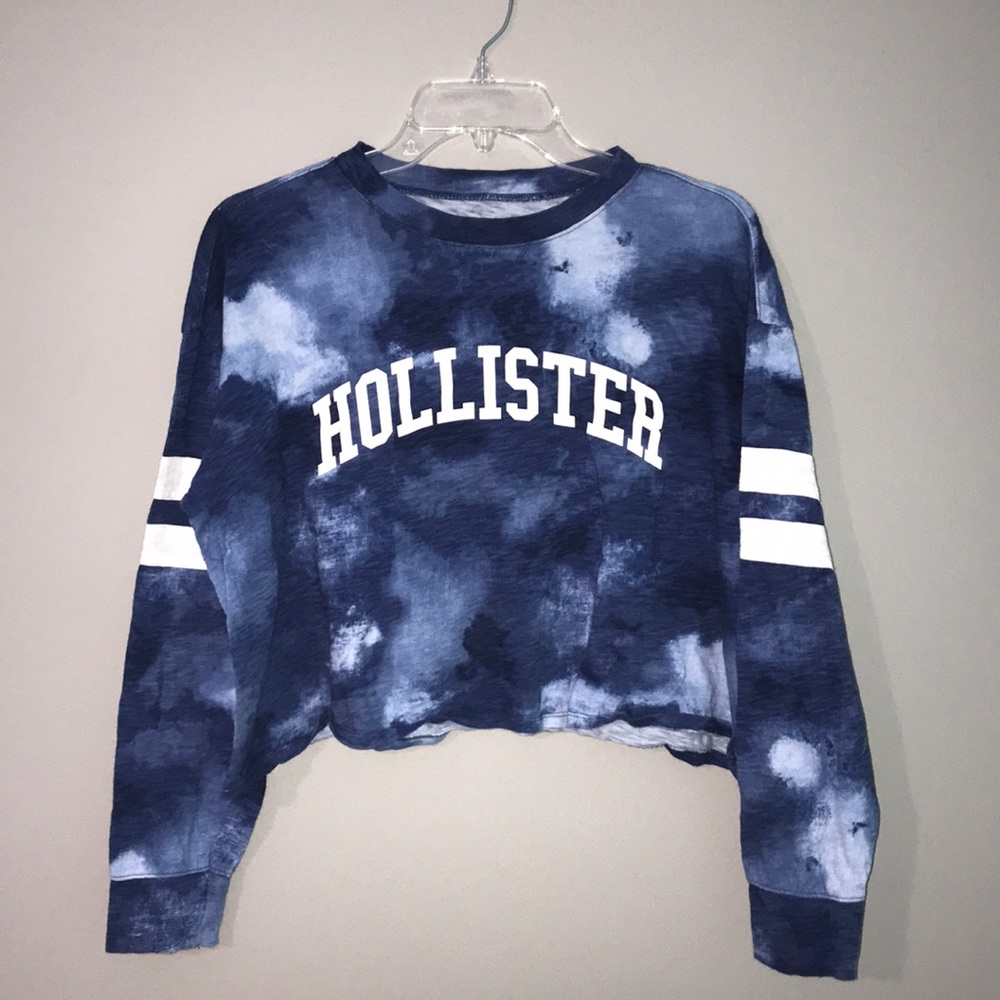 Hollister blue and white long sleeve shirt